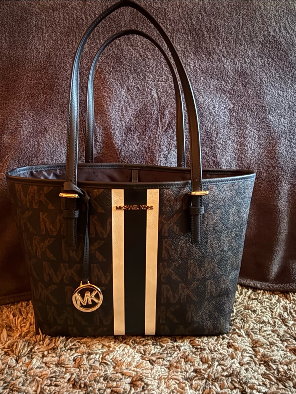 Michael Kors Jet Set Travel Medium Carryall Tote